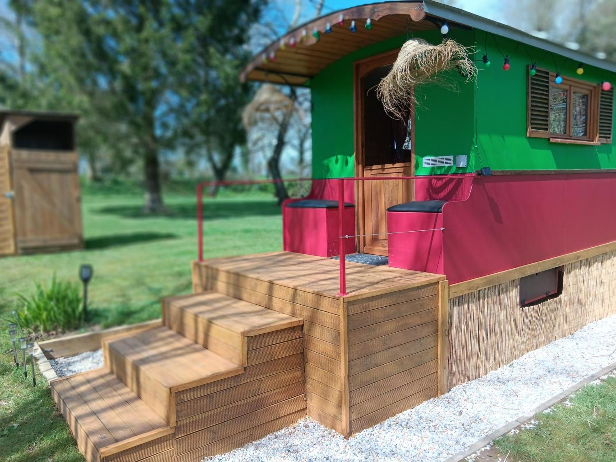 Le Val Daniniere B&B Adult Only Le Mesnil-Garnier Exterior foto